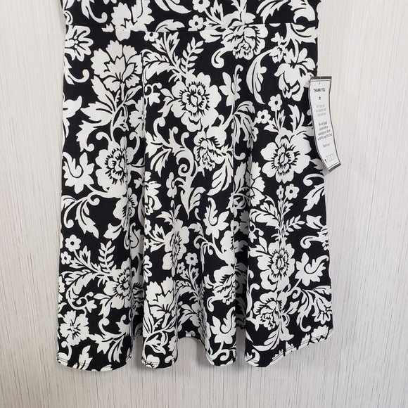 NWT B. Darling Black and White Floral Strappy Dress - Picture 3 of 7